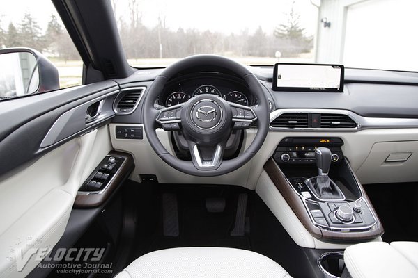 2021 Mazda CX-9 Signature Instrumentation