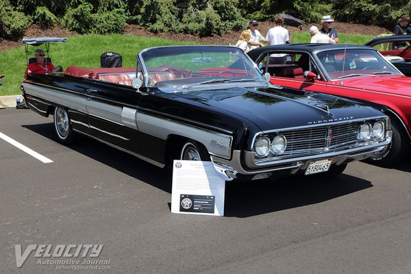 1962 Oldsmobile Starfire convertible