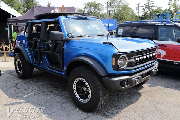 2021 Ford Bronco Riptide