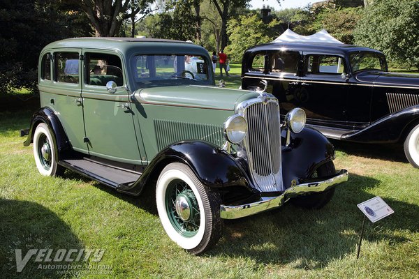 1933 Continental (Continental Motors Corporation) Flyer sedan