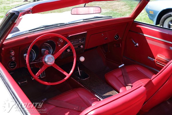 1968 Pontiac Firebird convertible Interior