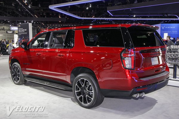 2023 Chevrolet Suburban RST