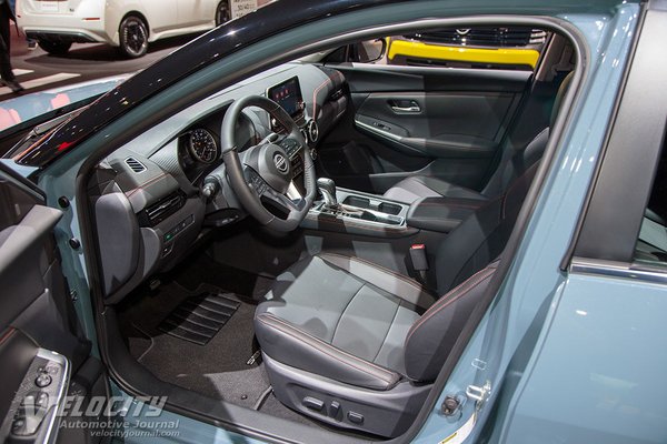 2025 Nissan Sentra Interior