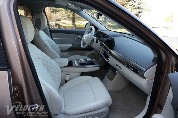 2024 Genesis GV60 Interior