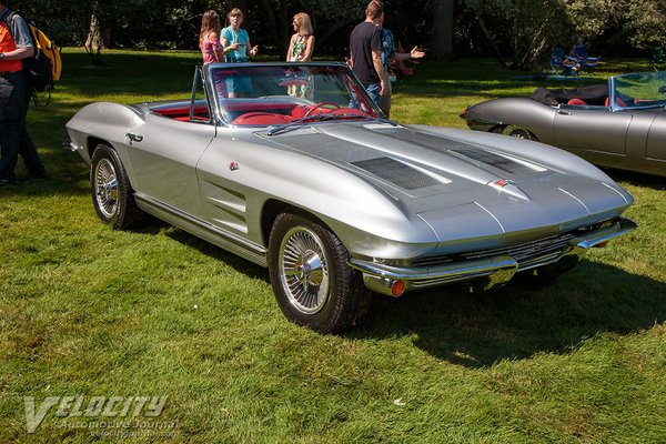 1963 Chevrolet Corvette convertible