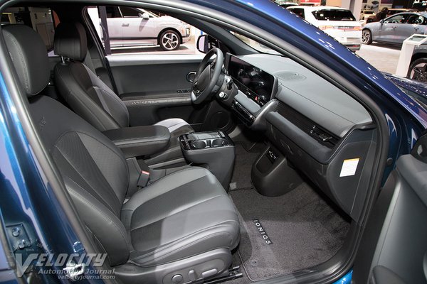 2025 Hyundai Ioniq 5 Interior
