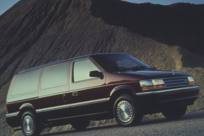 1993 Plymouth Voyager