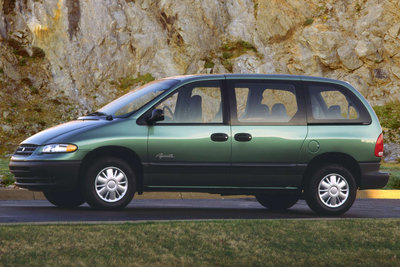 1998 Plymouth Voyager