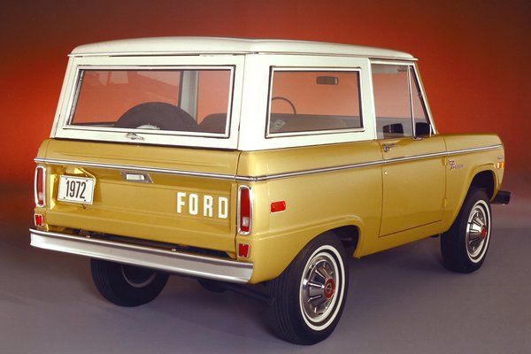 1972 Ford Bronco Wagon