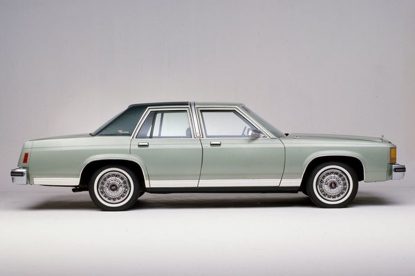 1980 Ford LTD Crown Victoria 4d sedan