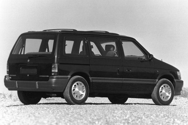 1993 Plymouth Voyager