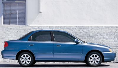 2004 Kia Spectra 4-door