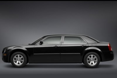 2007 Chrysler 300 LWB