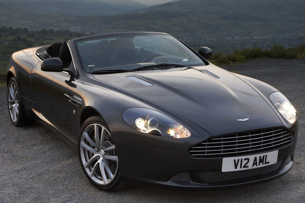 2011 Aston Martin DB9 Volante