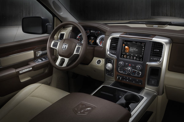 2013 Ram Ram 1500 Crew Cab Laramie Interior