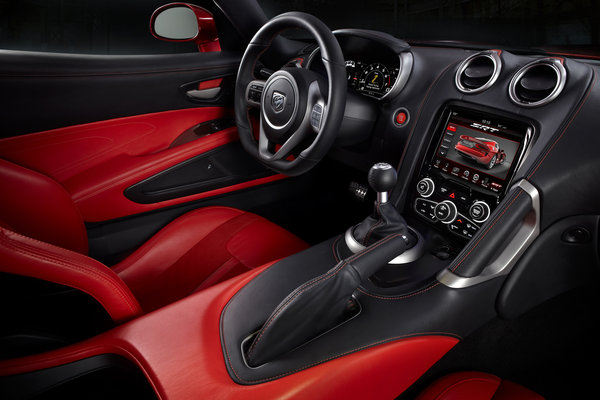 2013 SRT Viper Interior