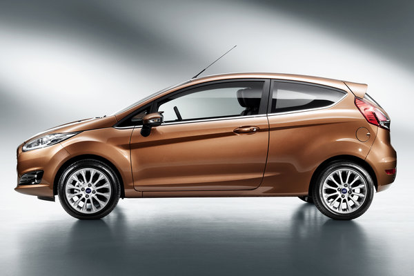 2013 Ford Fiesta 3d