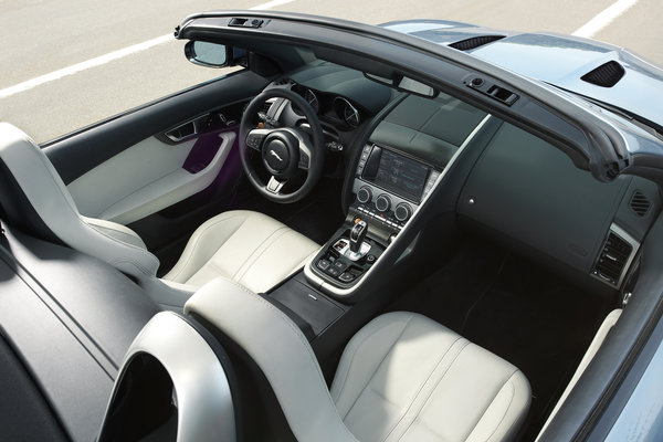 2014 Jaguar F-Type Interior