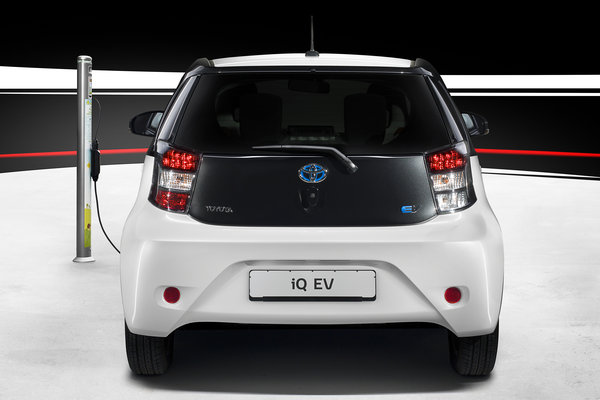 2012 Toyota iQ EV