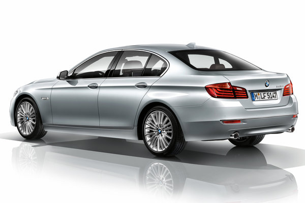 2014 BMW 5-Series 535i sedan