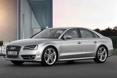 2012 Audi S8