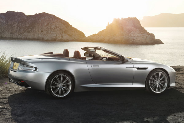 2013 Aston Martin DB9 Volante