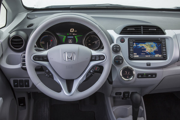 2013 Honda Fit EV Instrumentation