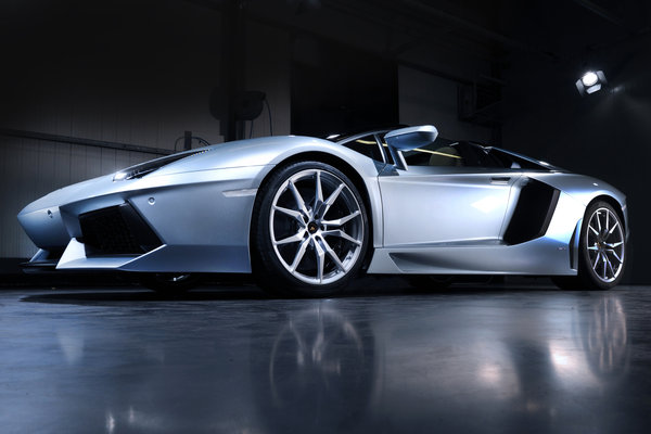 2013 Lamborghini Aventador Roadster