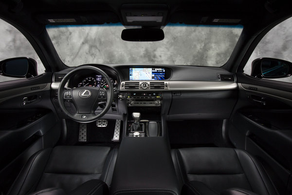 2013 Lexus LS 460 F Sport Interior