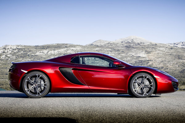 2013 McLaren MP4-12C Spider