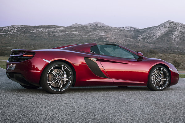 2013 McLaren MP4-12C Spider