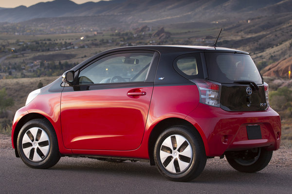 2013 Scion iQ EV