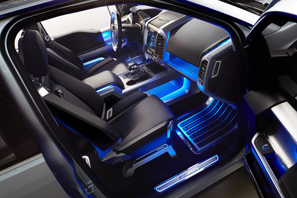 2013 Ford Atlas Interior