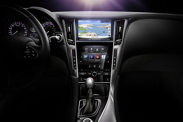 2014 Infiniti Q50 Instrumentation