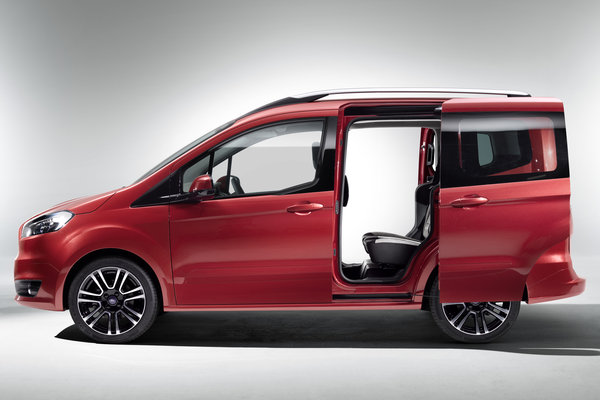 2014 Ford Tourneo Courier