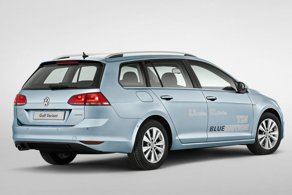 2014 Volkswagen Golf Estate TDI Bluemotion