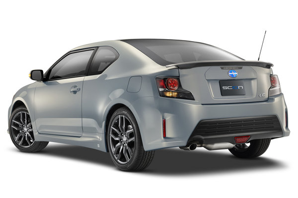 2014 Scion 10 Series tC