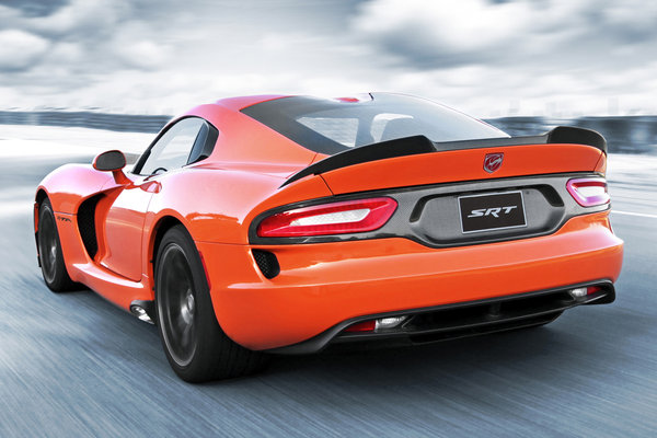 2014 SRT Viper TA Orange limited edition