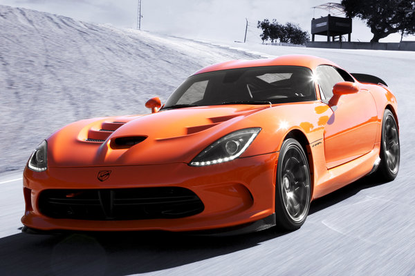 2014 SRT Viper TA Orange limited edition