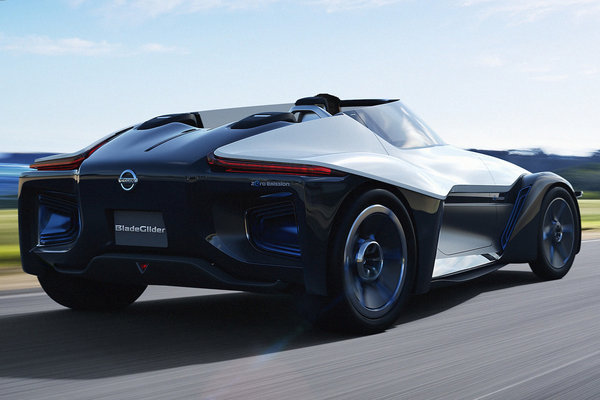 2013 Nissan BladeGlider