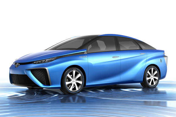 2013 Toyota FCV (Fuel Cell Vehicle)