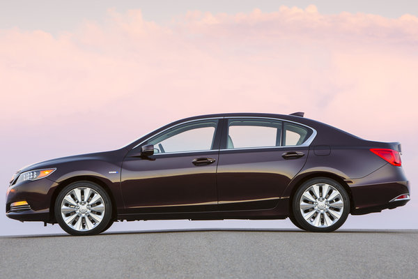 2014 Acura RLX Sport Hybrid