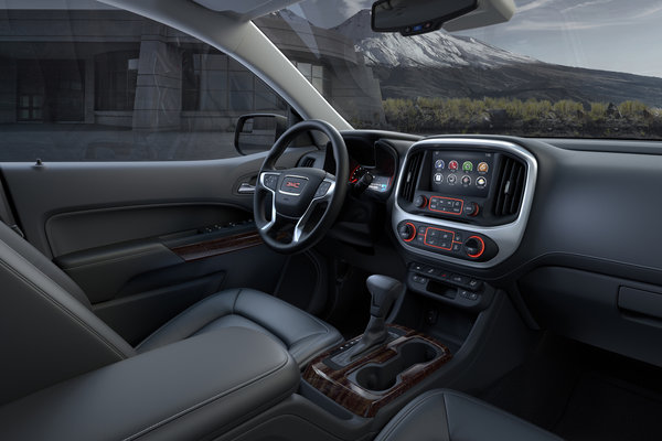 2015 GMC Canyon Extended Cab Interior