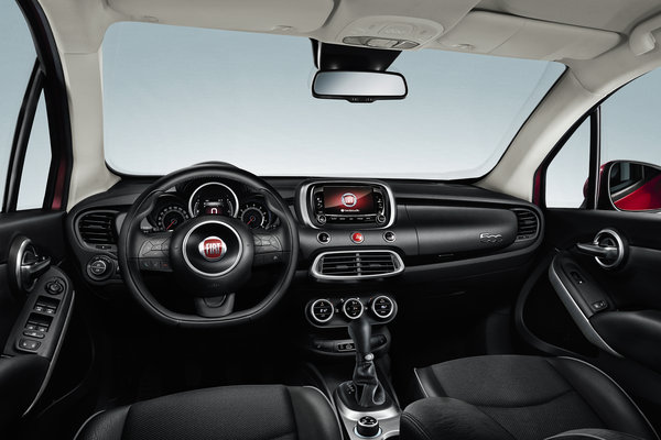 2016 Fiat 500 X Interior