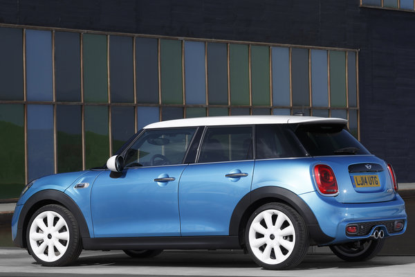 2015 Mini Cooper Hardtop 4-door