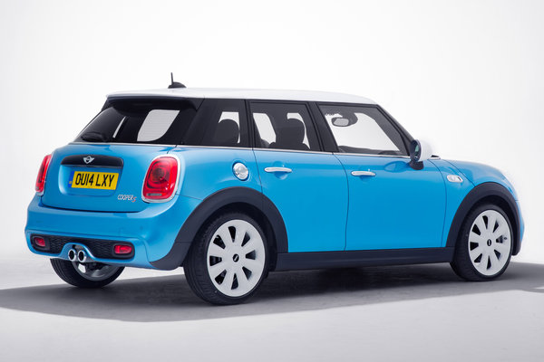 2015 Mini Cooper Hardtop 4-door