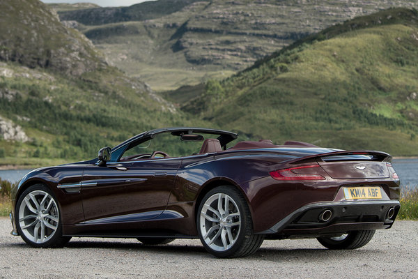 2015 Aston Martin Vanquish Volante