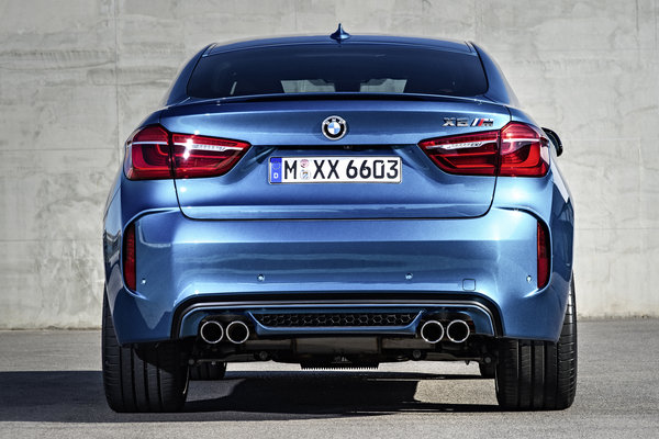 2015 BMW X6 M