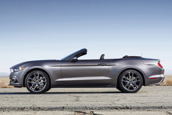 2015 Ford Mustang convertible