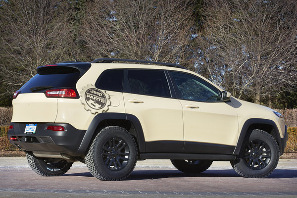 2015 Jeep Cherokee Canyon Trail